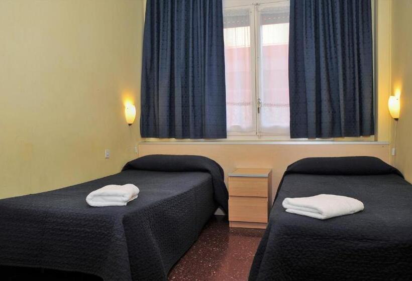 Номер Стандарт, Hostal Bejar