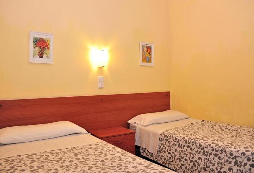 اتاق استاندارد, Hostal Bejar
