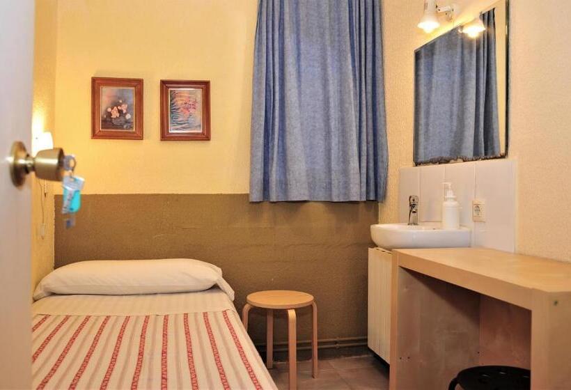 اتاق استاندارد یک تخته با سرویس بهداشتی مشترک, Hostal Bejar