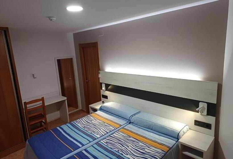 غرفة قياسية, Hostal Restaurante El Castillo