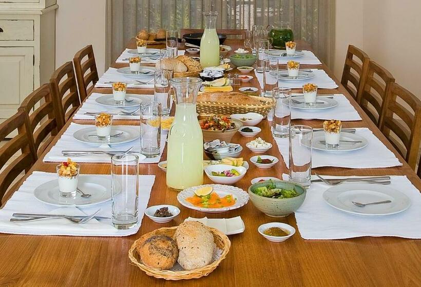 Suite, Jasmine Mansion