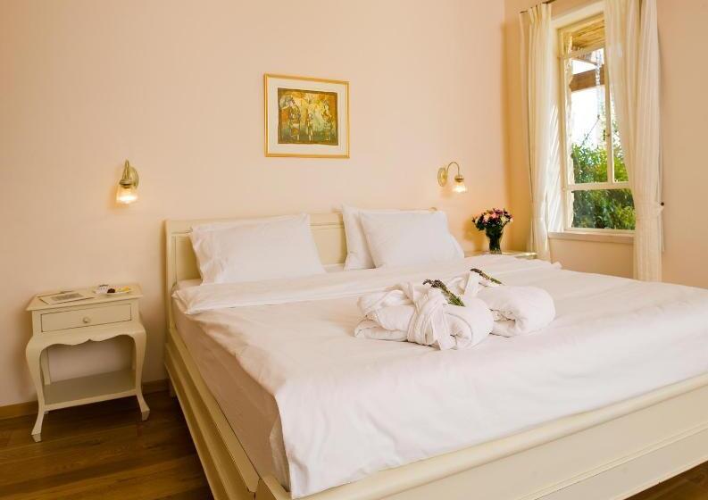 Suite, Jasmine Mansion