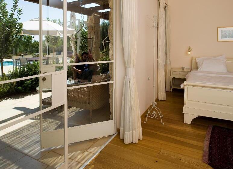 Suite, Jasmine Mansion