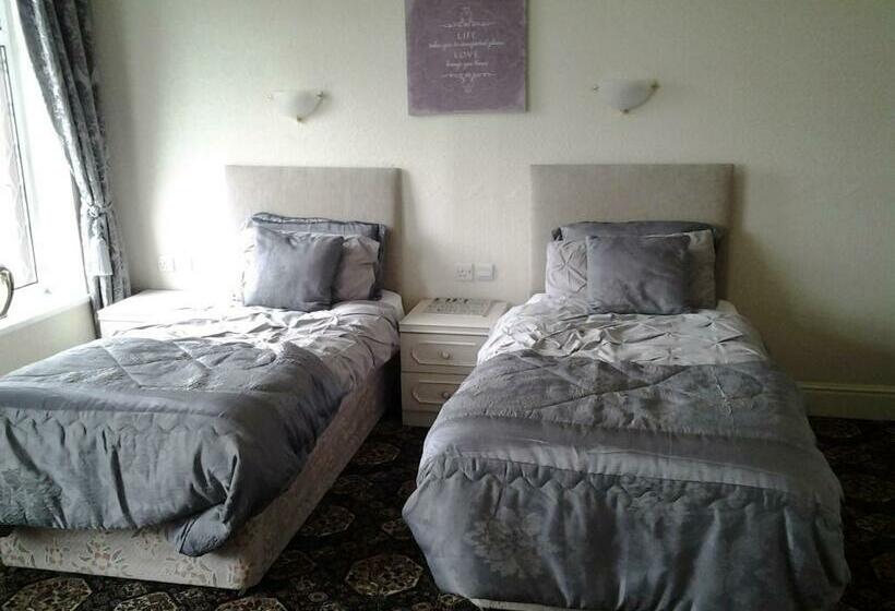 ファミリールーム, Le Maitre