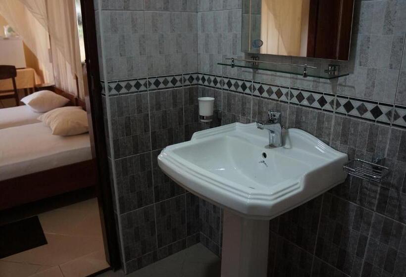 Номер Стандарт, Tandem Guesthouse