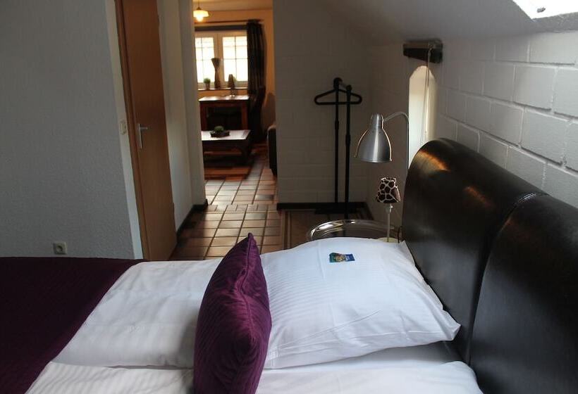 컴포트 룸, Zum Alten Krug