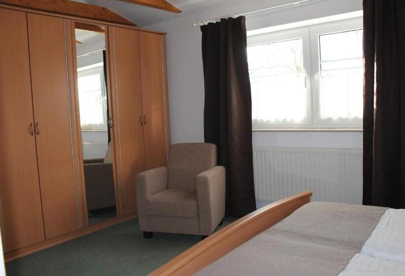 침실 1개 테라스 아파트, Zum Alten Krug