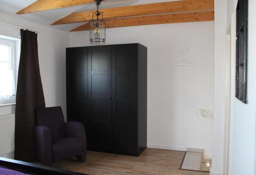 침실 1개 테라스 아파트, Zum Alten Krug