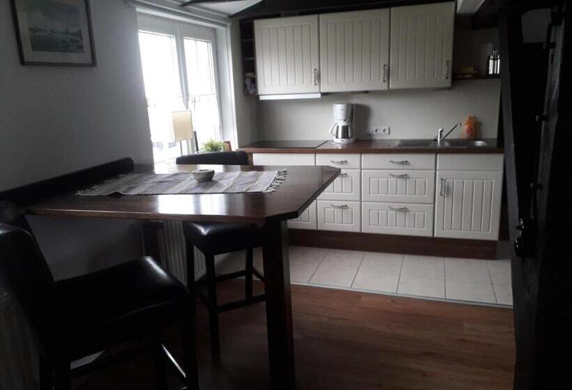 침실 1개 아파트, Zum Alten Krug