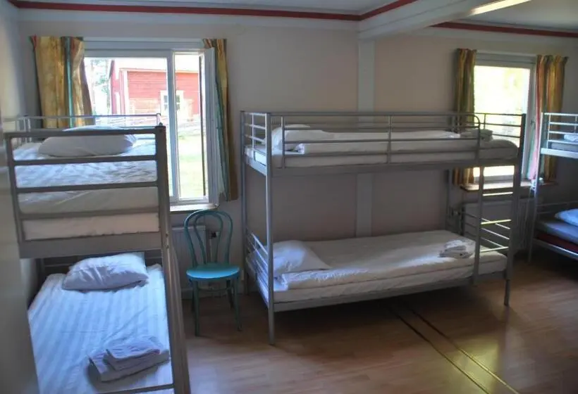 Ortak Banyolu Aile Odası, Solviken Tranås Hostel