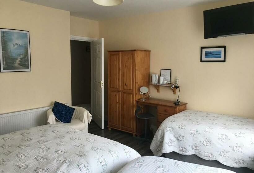 四人标准间, Killurin Lodge