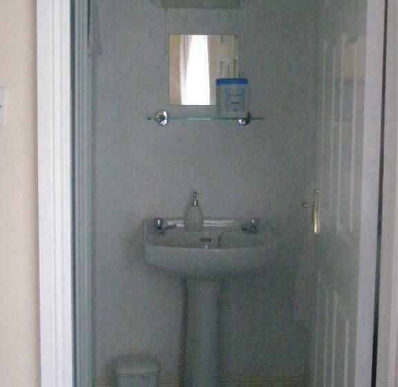 标准间, Killurin Lodge