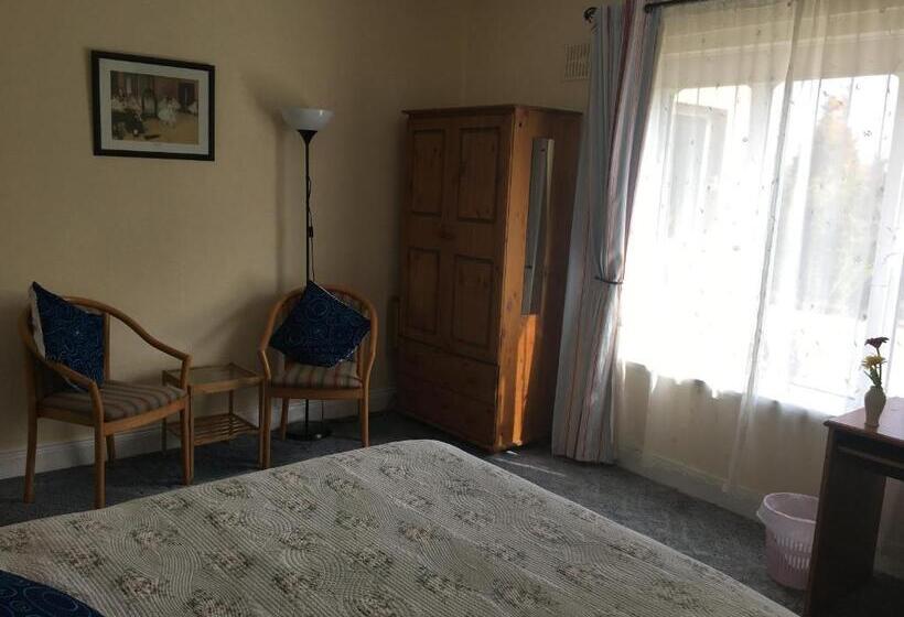 标准间, Killurin Lodge