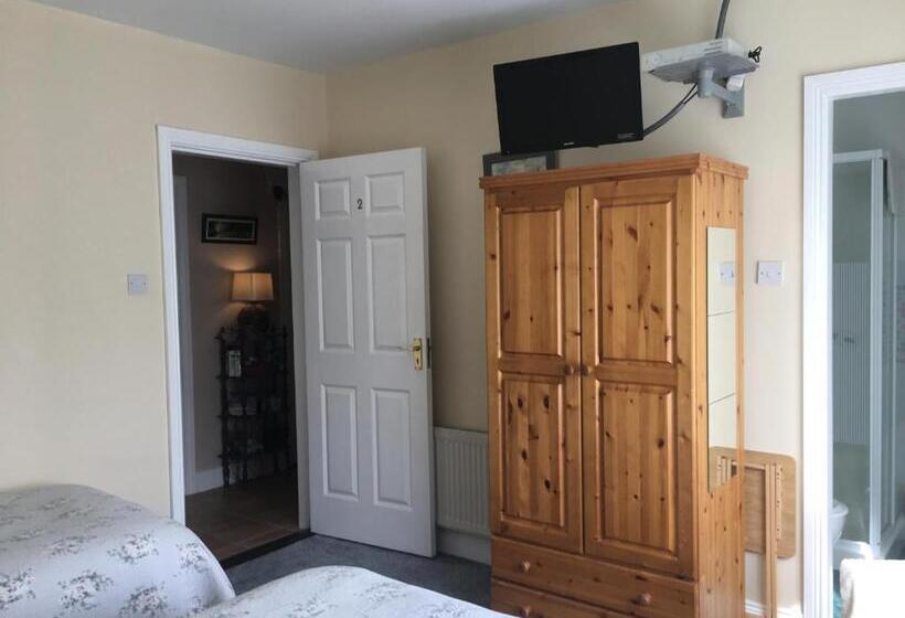 标准间, Killurin Lodge