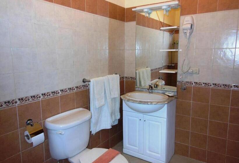 استودیوی استاندارد, Casa Lily & Coco