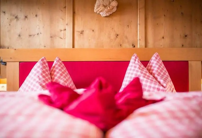 Standard Kolmen Hengen Huone, Berggasthaus Agritur Moserhof