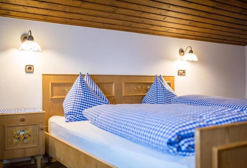 스탠다드 트리플 룸, Berggasthaus Agritur Moserhof