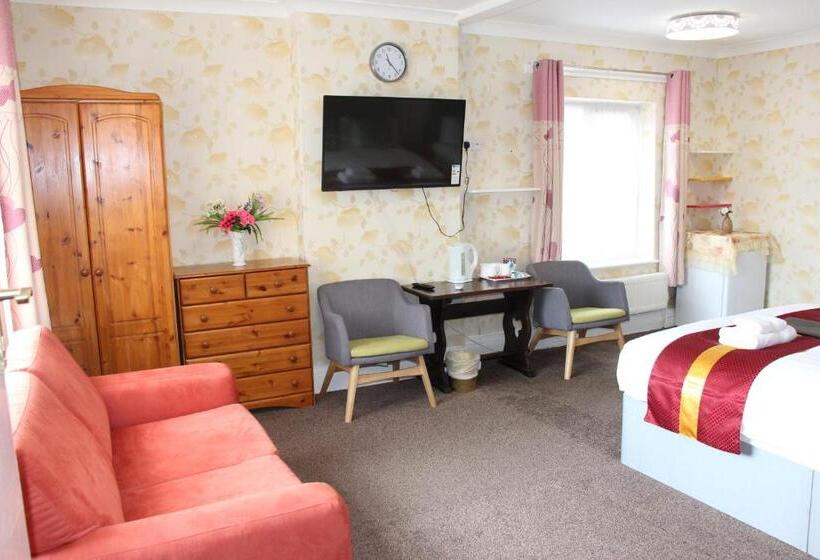 패밀리 스위트, The Homestar