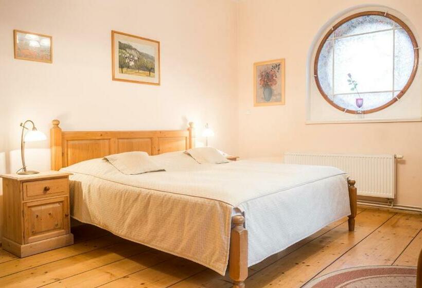 غرفة قياسية, Villa A. Malka