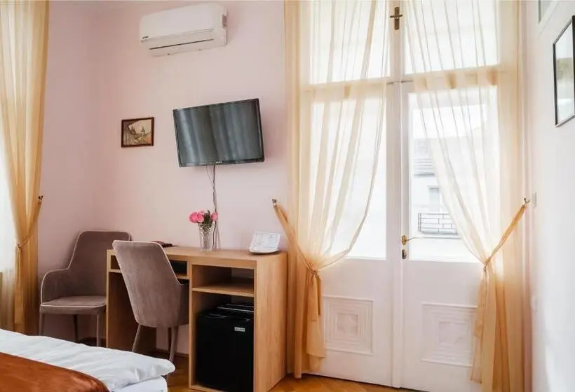 Deluxe-huone Parveke, Villa A. Malka