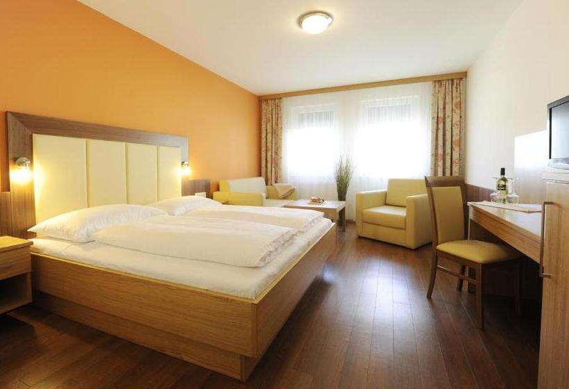 Семейный Номер, Pension Zur Sonne