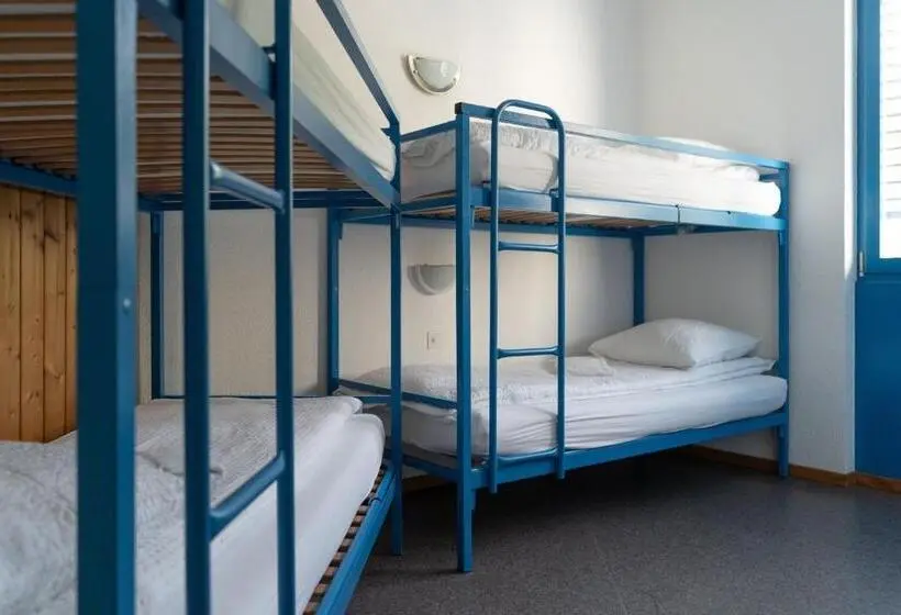 スタンダード4人部屋, Mont Fort Swiss Lodge