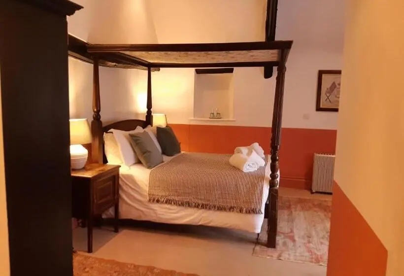 スタンダードルーム, The Crown At Wells, Somerset