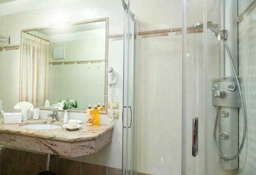 דירה בת חדר שינה 1 עם מרפסת, Frara Residence Apartments