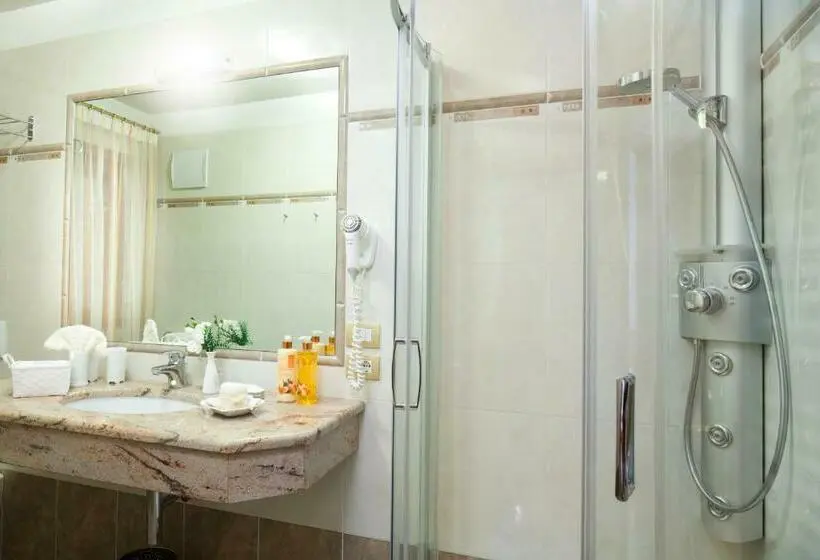 バルコニー付き１ベッドルームアパートメント, Frara Residence Apartments