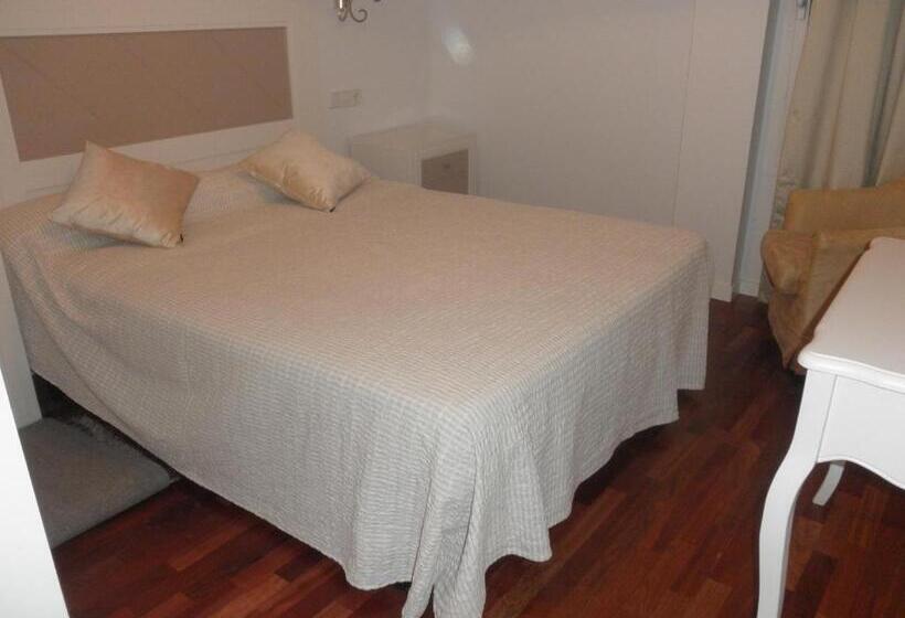 Номер Стандарт, Hostal Doña Blanca