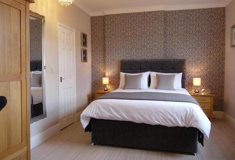 高级套房, The Cliffbury