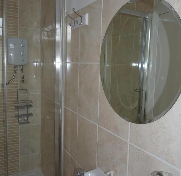 经典套房, The Cliffbury