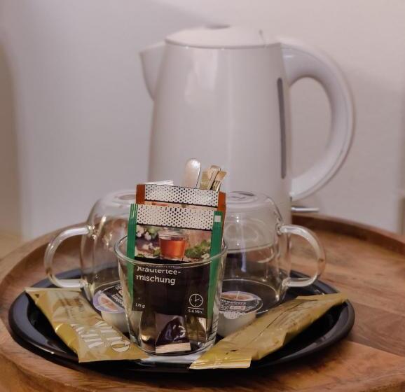 חדר אקונומי, Pension Almhof