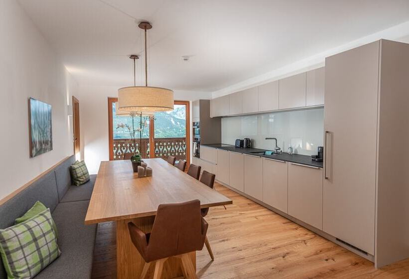 آپارتمان 4 خوابه, Skylodge Alpine Homes