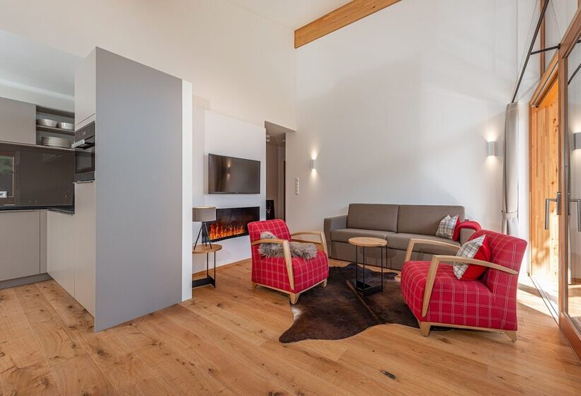 1 Bedroom Penthouse Apartment, Skylodge Alpine Homes