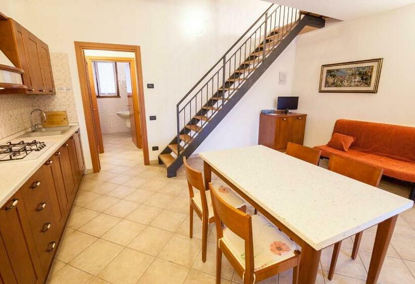 Апартаменты 2 Спальни, Agriturismo Ai Tre Fienili