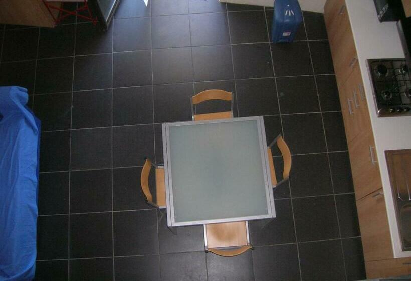 استودیوی استاندارد, Masseria Sant'elia