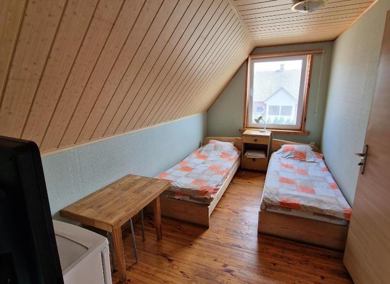 اتاق استاندارد چهار تخته, Griežto 5