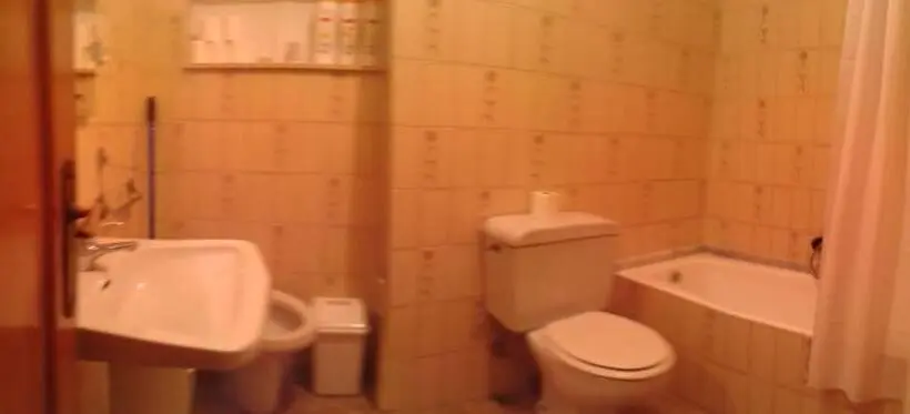 バスルーム共有のシングルスタンダード, Hostal Pumar