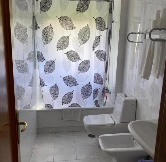 חדר סטנדרט חדר אמבטיה משותף, Hostal Pumar
