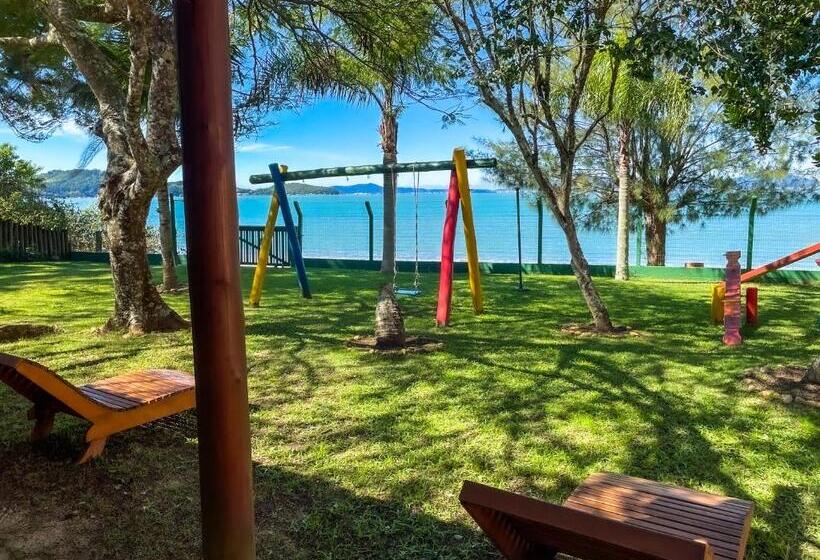 스위트, Pousada Recanto Das Flores