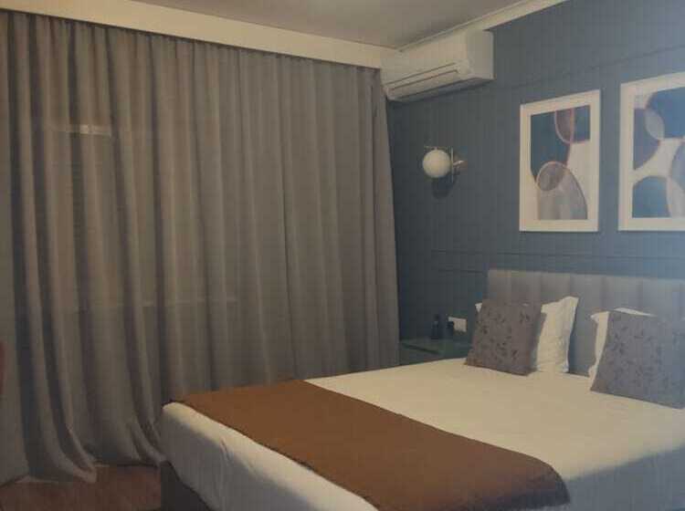 标准单人间, Rural Solar Das Arcadas