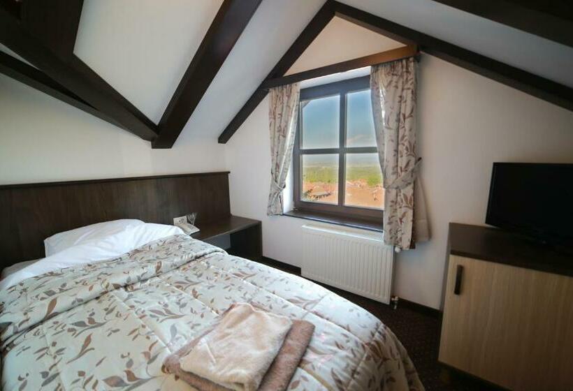 اتاق استاندارد یک نفره, Villa Od Alula