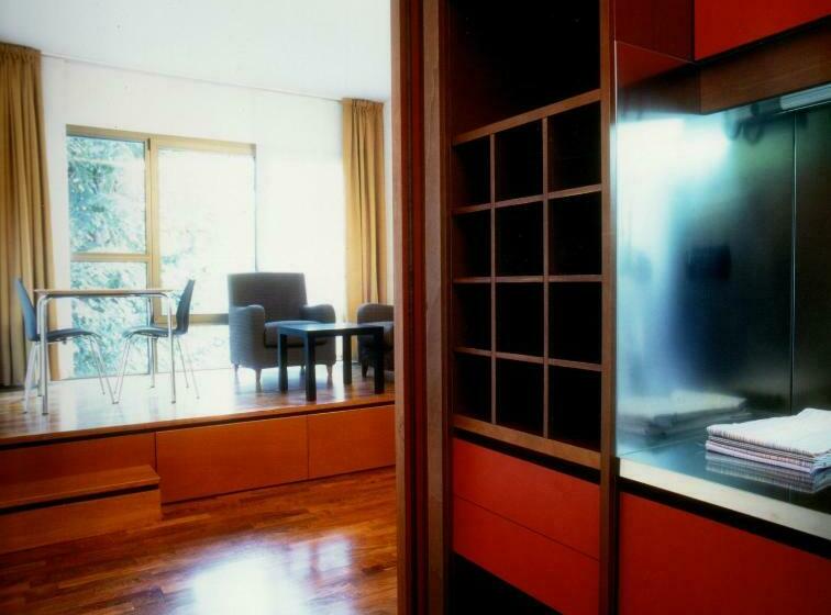 استودیوی استاندارد, Residence Le Corti
