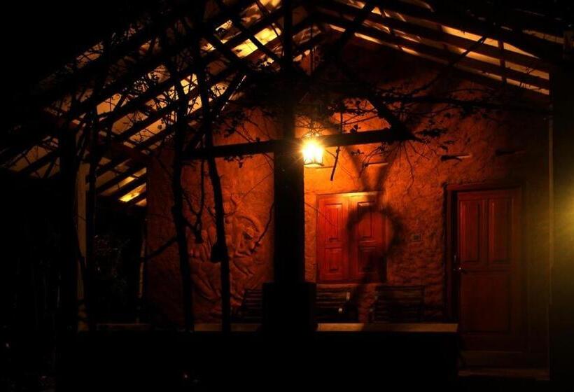 标准房带园景, Akein Jungle Resort   Sigiriya