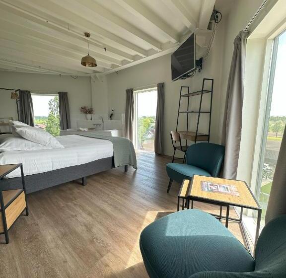 豪华套房, De Watertoren