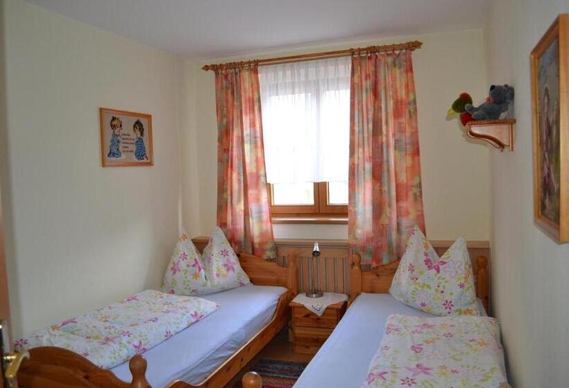 패밀리 룸, Bio Angererhof