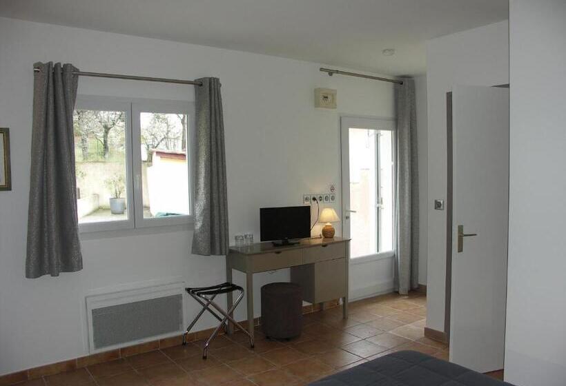 スタンダード４人部屋, Hôtel La Bonne Auberge