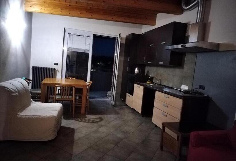 스탠다드 룸 킹사이즈 침대, Camera Manù