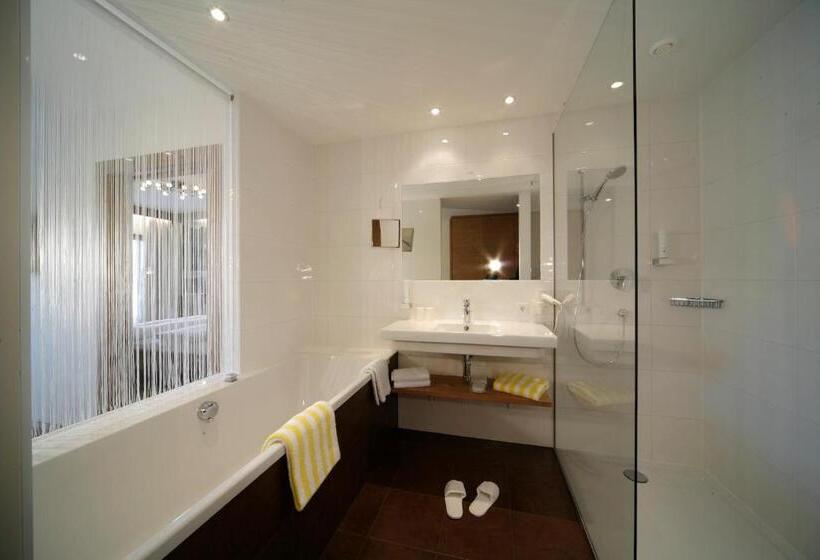 패밀리 룸, Gut Hanneshof